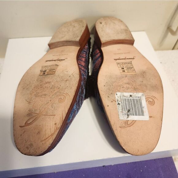 Free People Velvet Brocade Tapestry Fur-Lined Mules Sz.8/38 $98 Worn Once! - Picture 5 of 6